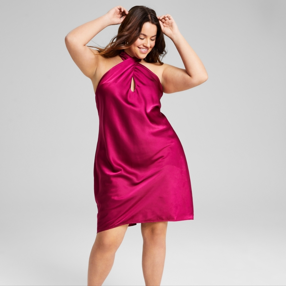 Backless Halter-neck Dress